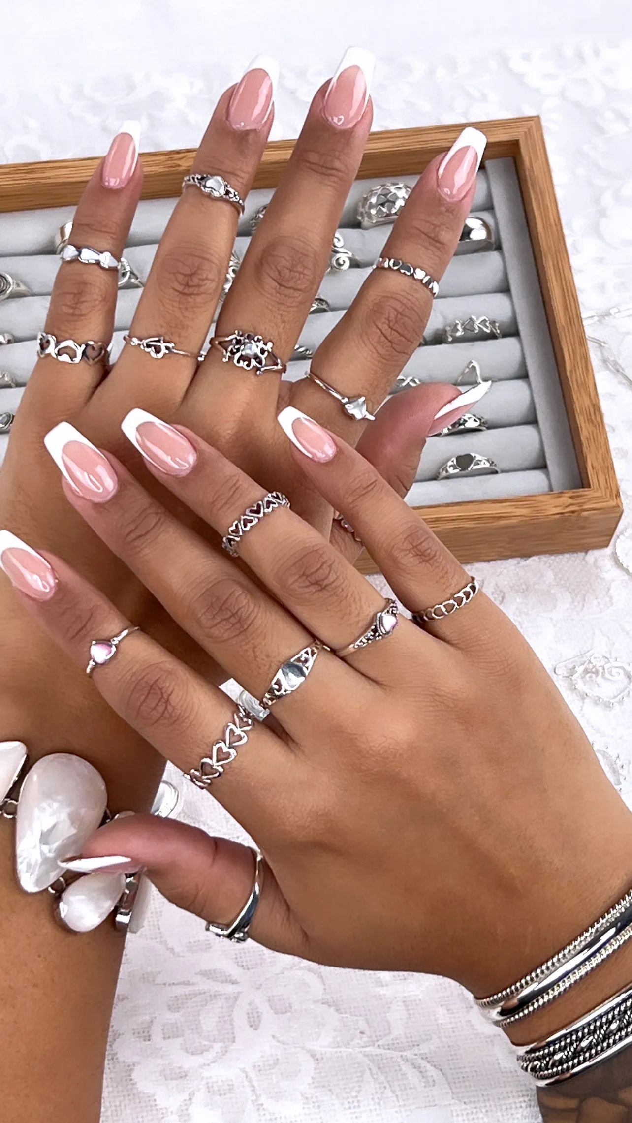 Horizontal Cut-Out Heart Band