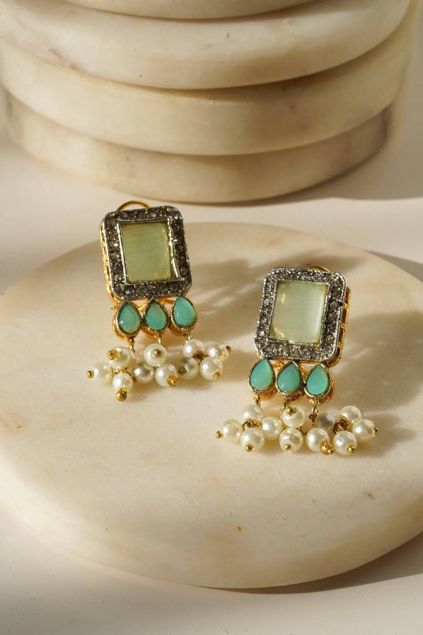 Jahanara - Choker Necklace Set With Earrings & Maang Tikka
