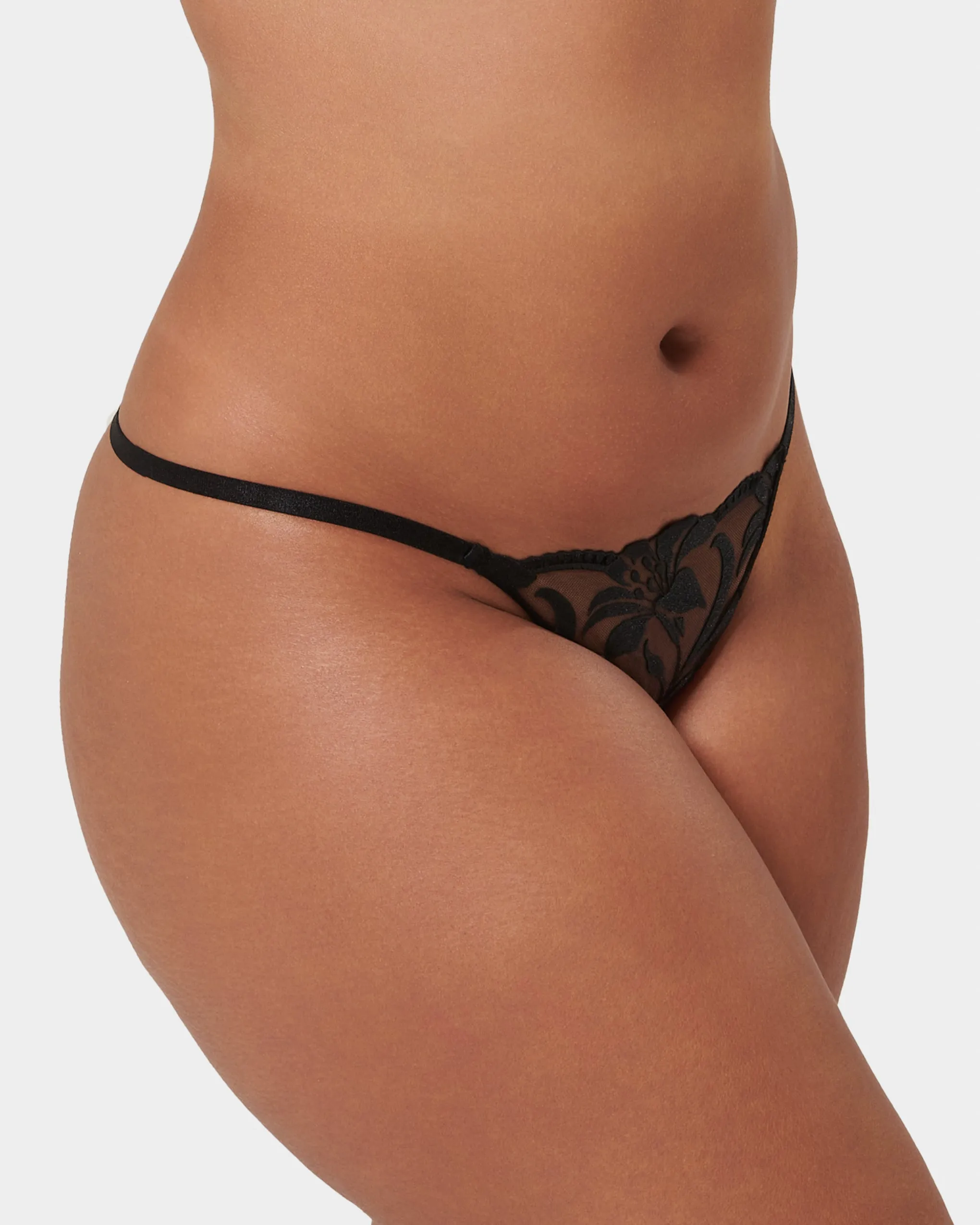 Leonora Thong Black