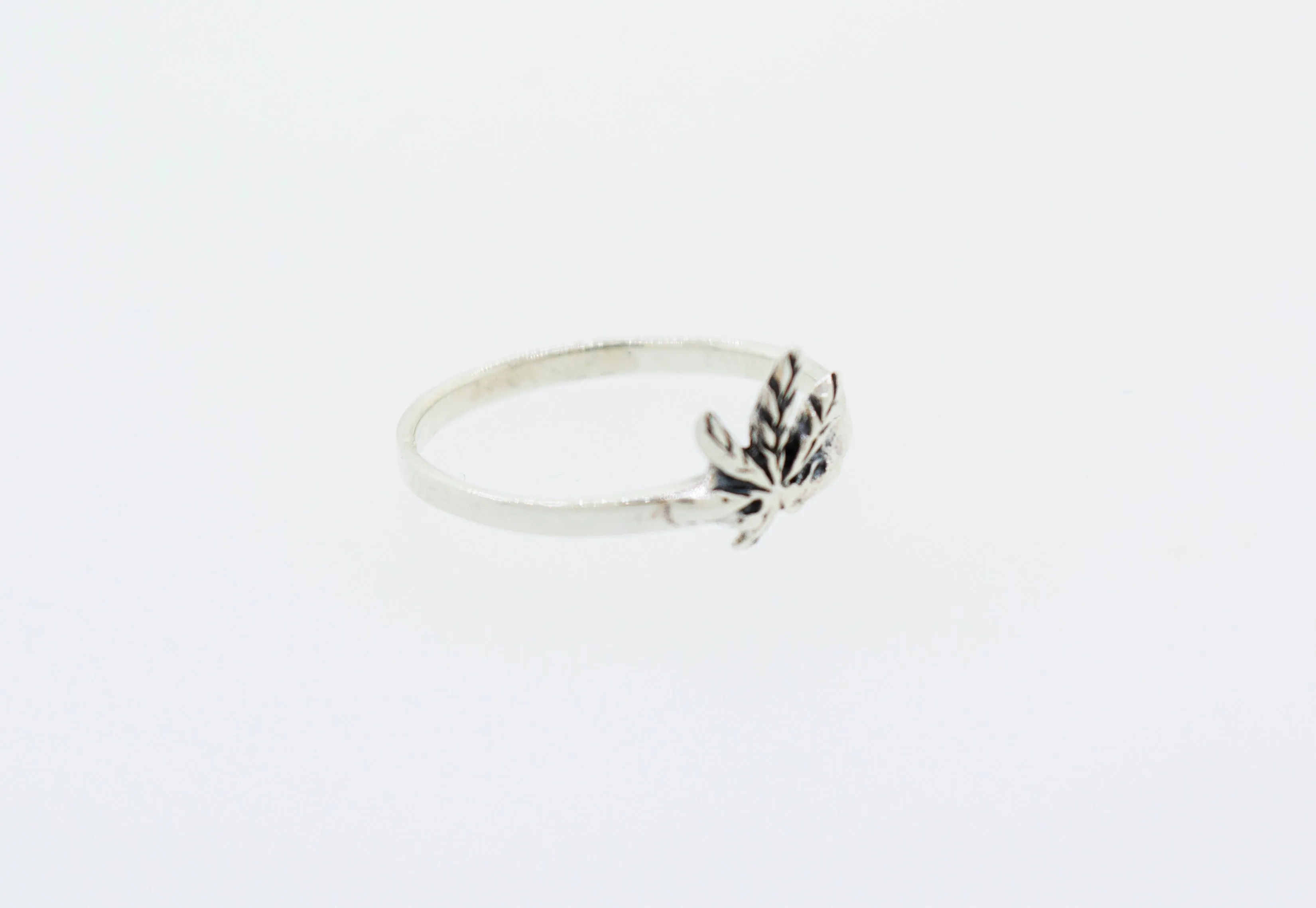 Marijuana Leaf Ring