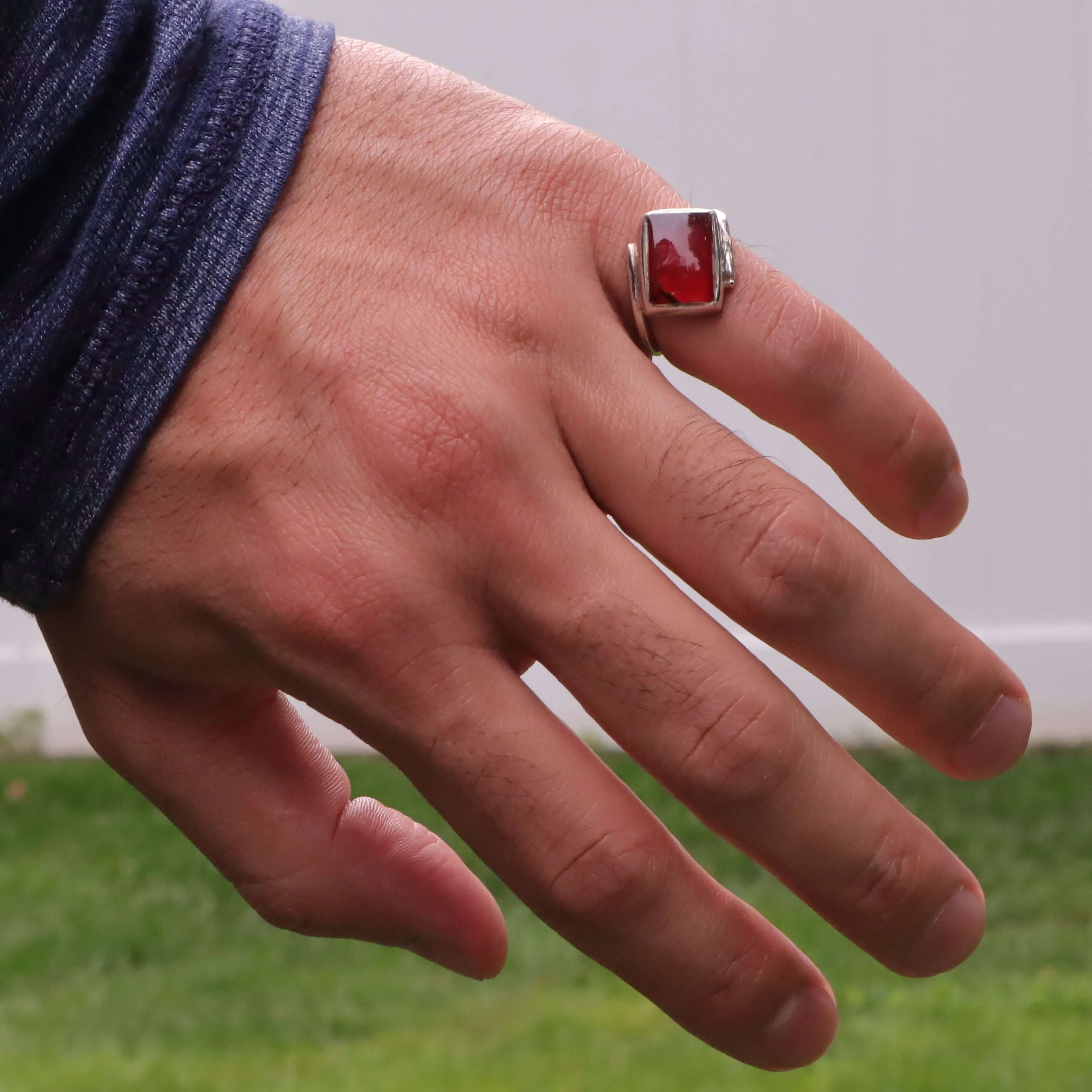 Minimalist Yemeni Aqeeq Sterling Silver Ring