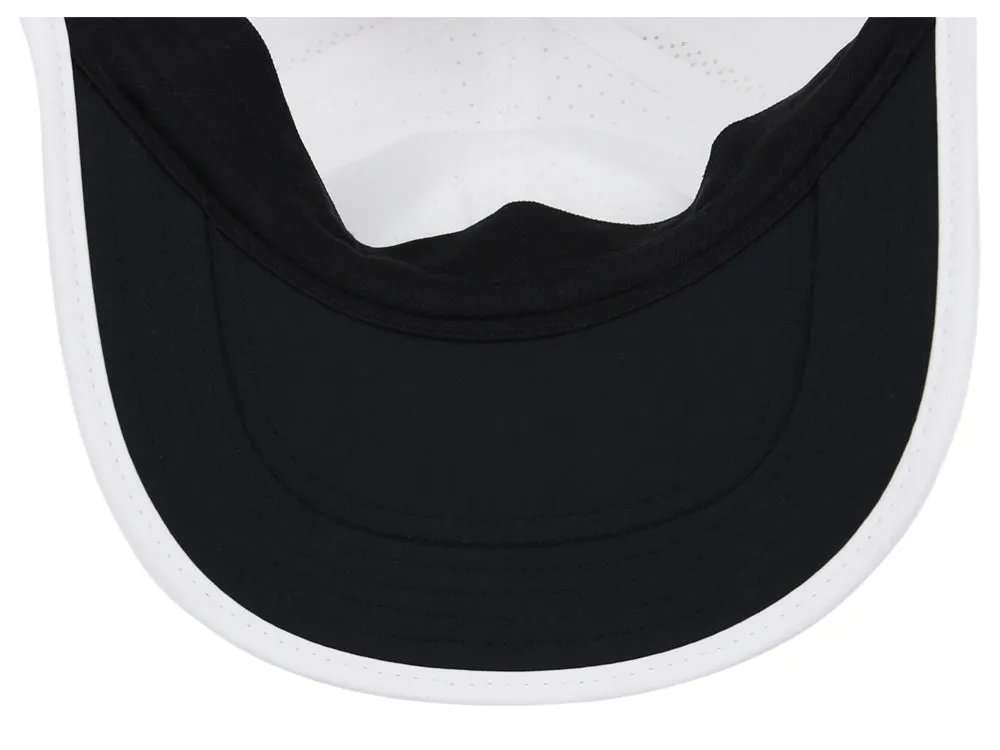 Nike Team Featherlight Solid Cap - White