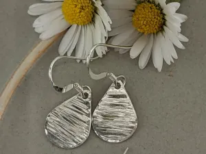 Simple silver hammered teardrop earrings, dainty dangling earrings, minimalist jewellery